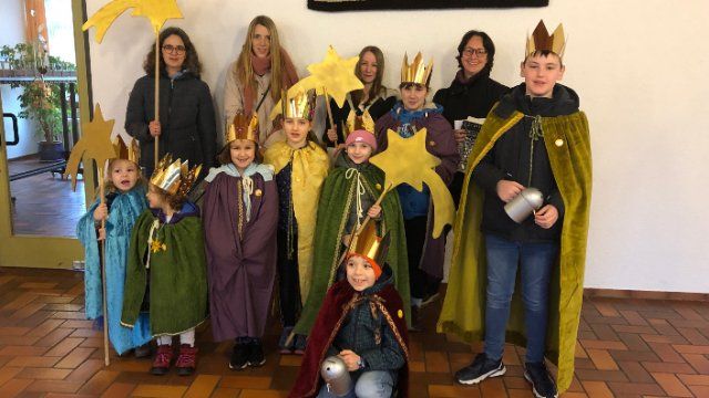 Sternsinger wieder in Singhofen unterwegs