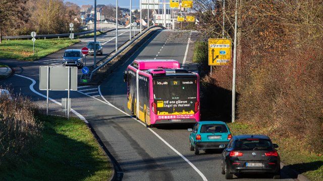 Bau des Kreisverkehrsplatzes Kurt-Schumacher-Brücke beginnt