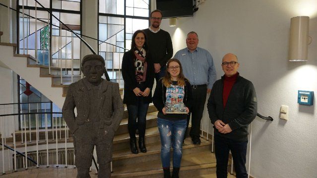 Joy-Celina Böffgen ist Kauffrau für Büromanagement