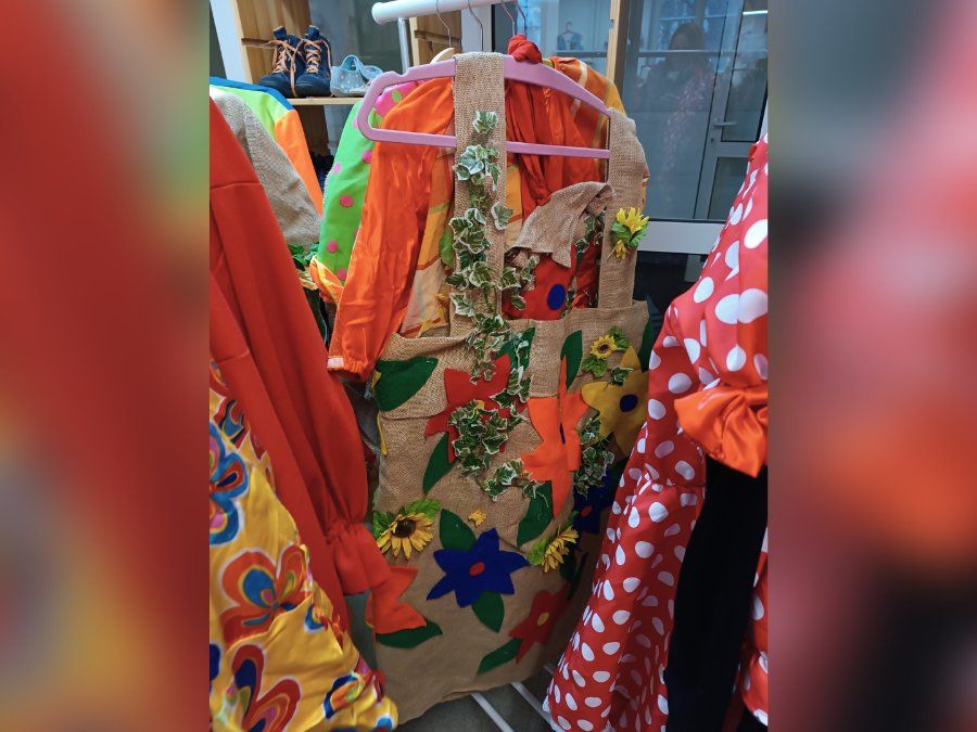 Cari-Laden Mayen bietet Karnevalskostüme für “Groß und Klein”