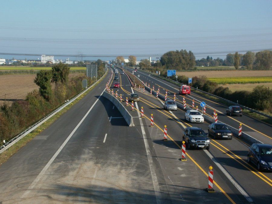 FDP dringt auf beschleunigten Autobahnausbau in Rheinland-Pfalz FDP dringt auf beschleunigten Autobahnausbau in Rheinland-Pfalz
