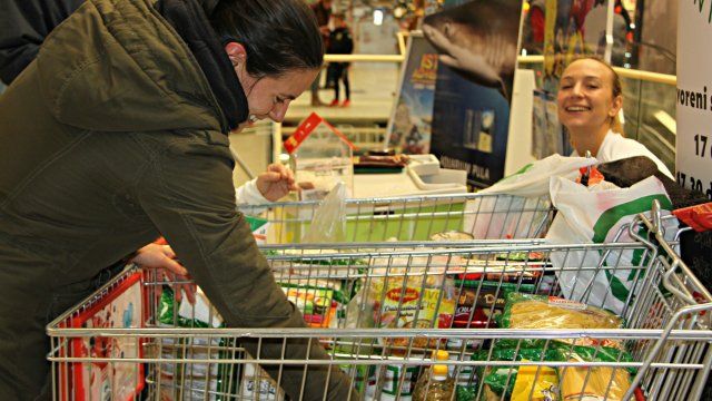 Land errichtet in Mainz zentrale Sammelstelle für Erdbebenopfer