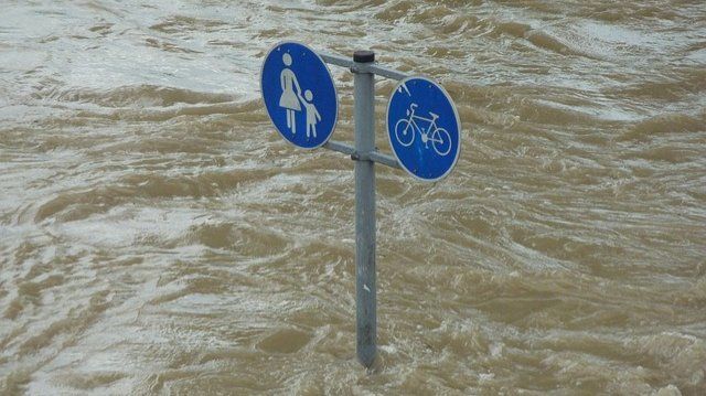 "Hamstern oder vorbereitet sein – wie reagiere ich auf eine Katastrophe?"