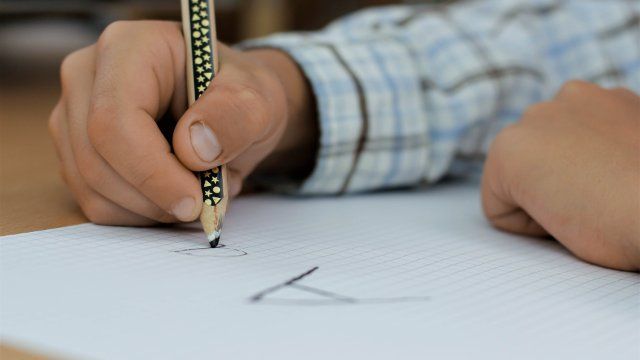 Projekt soll Familien enger mit Grundschulen zusammenbringen