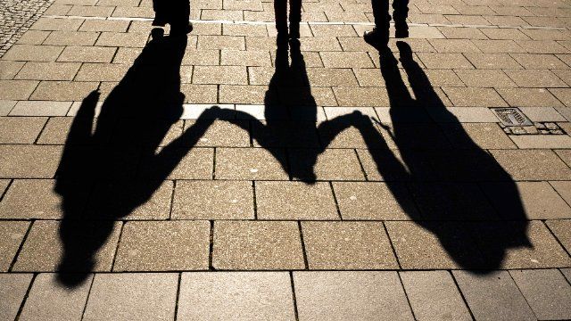 Kindergrundsicherung: Finanzierung sorgt für Streit