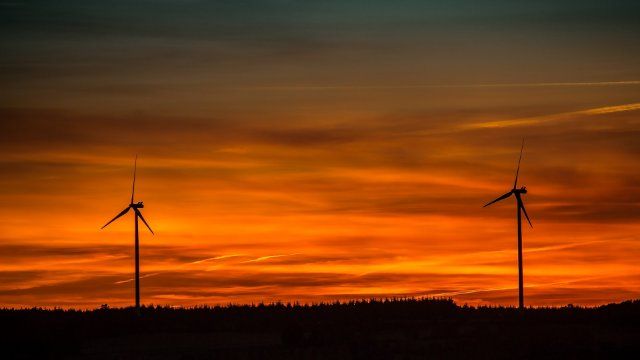 Energieagentur: Vollständige Stromerzeugung aus Erneuerbaren machbar