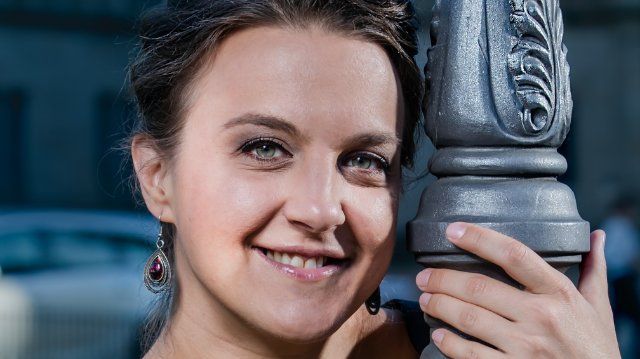 Eine kleine Hexe, eine große Frage – und eine echte Opernsängerin!