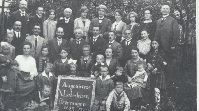 Vor 100 Jahren führte der passive Widerstand zu vielen Ausweisungen Vor 100 Jahren führte der passive Widerstand zu vielen Ausweisungen