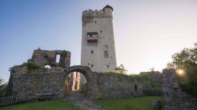 Mittelalterliche Erlebnisführung auf Burg Olbrück