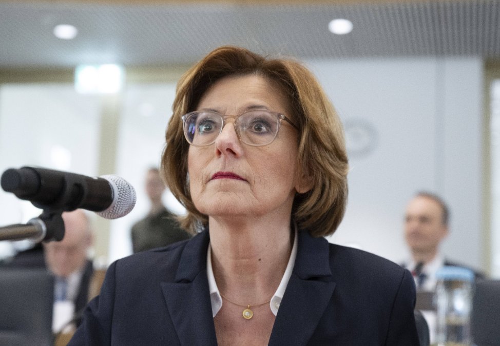 CDU und AfD fordern Dreyers Rücktritt wegen Flutkatastrophe