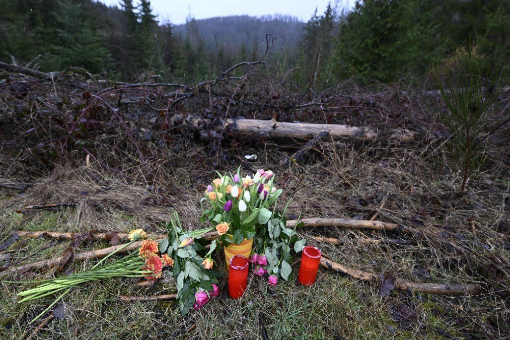 Ermittler halten sich bedeckt: Zahlreiche Messerstiche töten zwölfjährige Luise