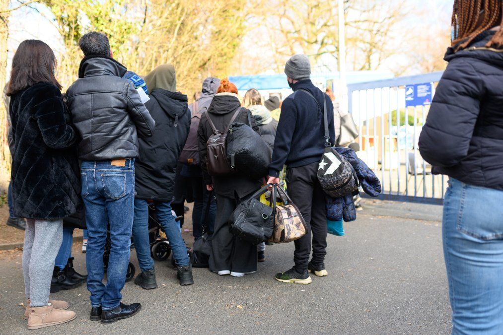 Kommunen und Länder fordern mehr Geld für Flüchtlingsbetreuung Kommunen und Länder fordern mehr Geld für Flüchtlingsbetreuung