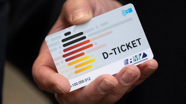 Koblenz: Deutschlandticket künftig auch für Schülerinnen und Schüler