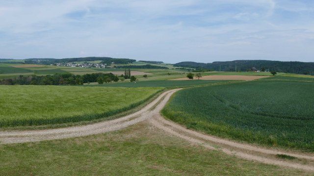 Einweihung des geografischen Mittelpunkts der Verbandsgemeinde Loreley 