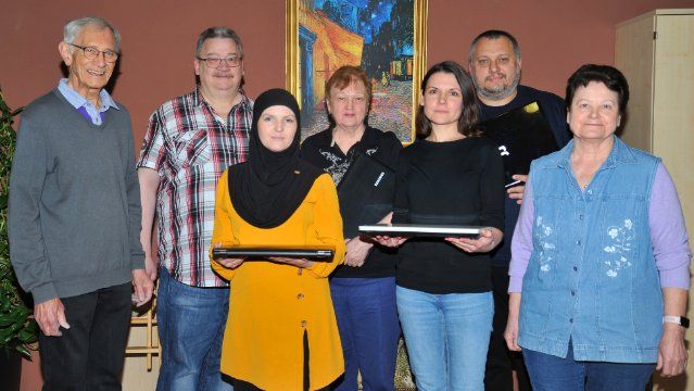 Häcker 60Plus: Überholte Laptops für Geflüchtete
