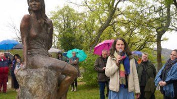 Neue Loreley-Statue enthüllt