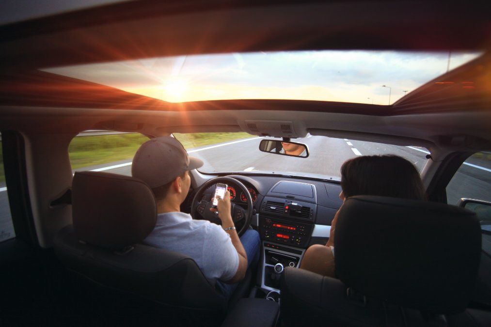Polizeimaßnahmen gegen Verkehrssünder: Neue Kameras sollen Handy am Steuer erkennen