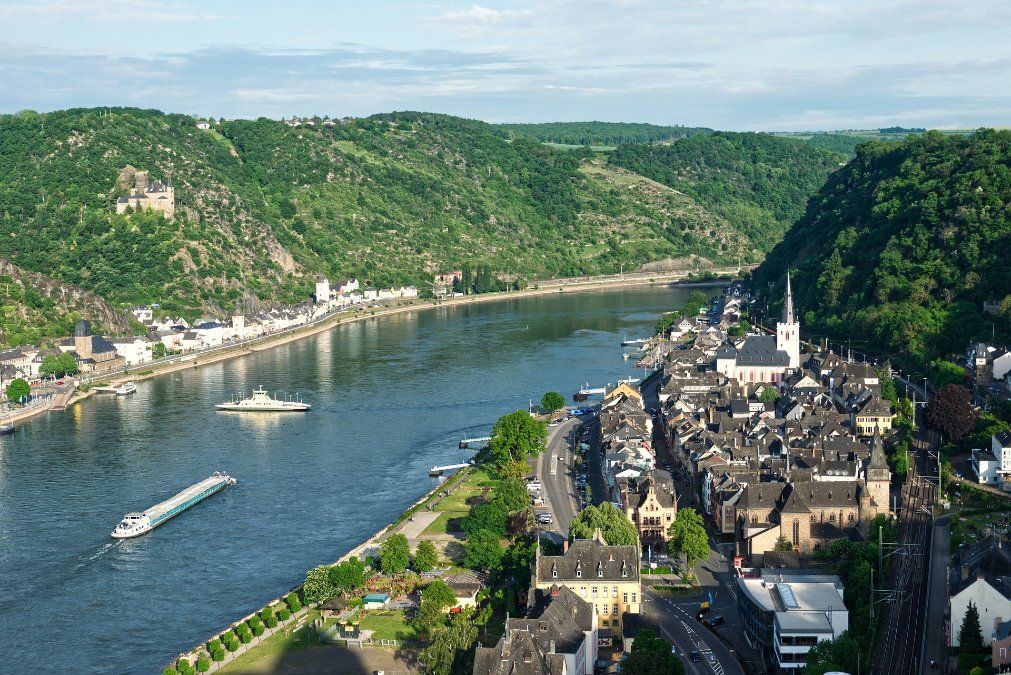St. Goarshausen: Drei Männer aus Rhein gerettet