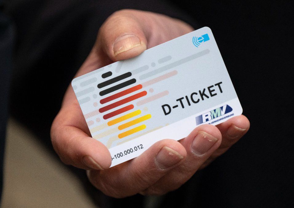 Koblenz: Deutschlandticket künftig auch für Schülerinnen und Schüler