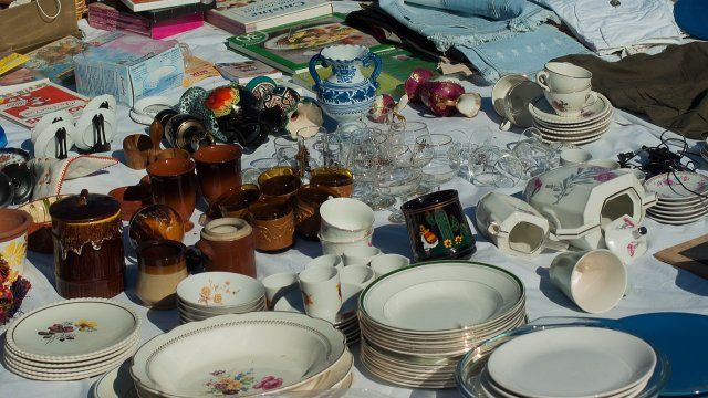 Garagen-Flohmarkt in Fachbach 
