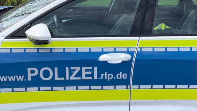 Koblenz: Acht verletzte Personen bei Unfall
