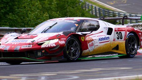 Überraschung am Nürburgring: Privatteam gewinnt 24-Stunden-Rennen