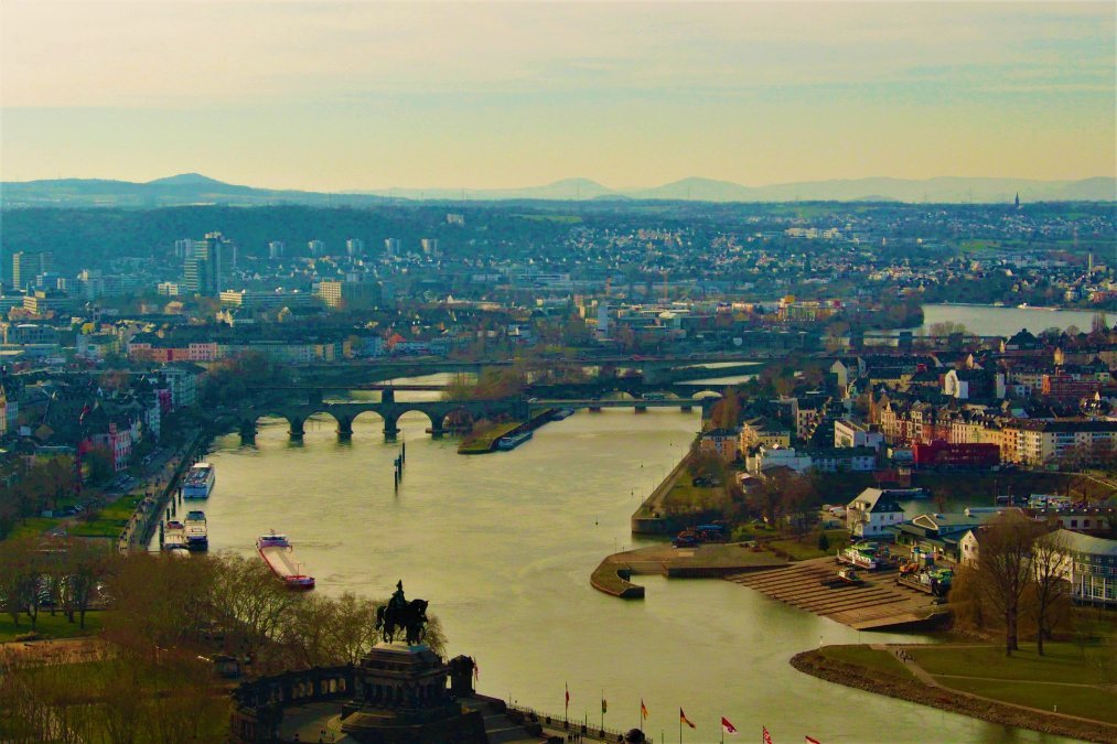 Hunderte Menschen von Bombenentschärfung in Koblenz-Rauental betroffen Hunderte Menschen von Bombenentschärfung in Koblenz-Rauental betroffen