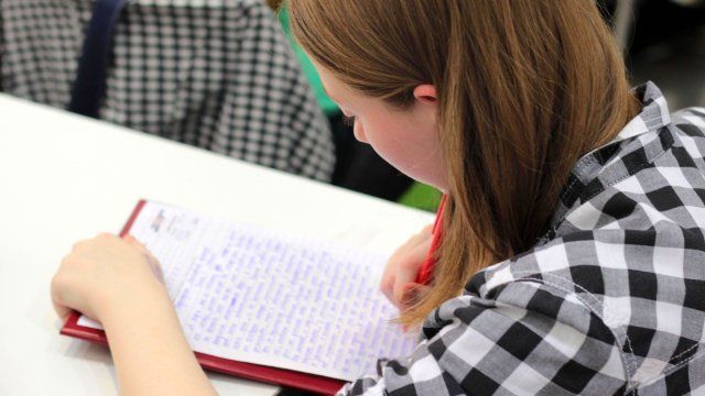 Unterricht in 19 Herkunftssprachen in Rheinland-Pfalz