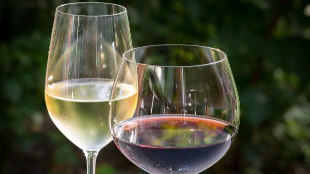 Die Vinothek on Tour auf dem Kapuzinerplatz in Ehrenbreitstein