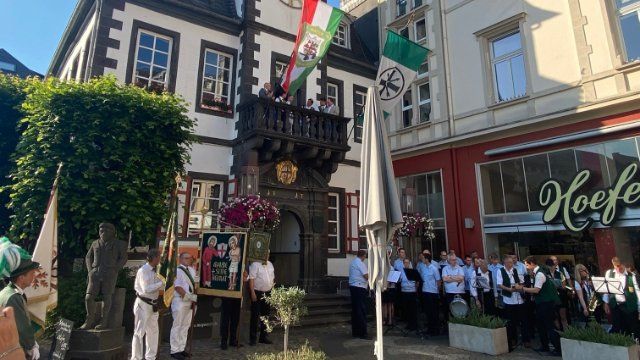 Traditionielles Schützenständchen in Mayen war wieder ein voller Erfolg