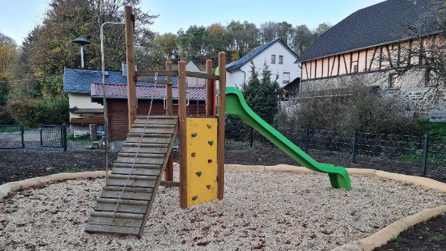 Arbeiten am Spielplatz Zürbach fast abgeschlossen
