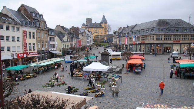 Erlassung der Marktstandgebühren für den Wochenmarkt