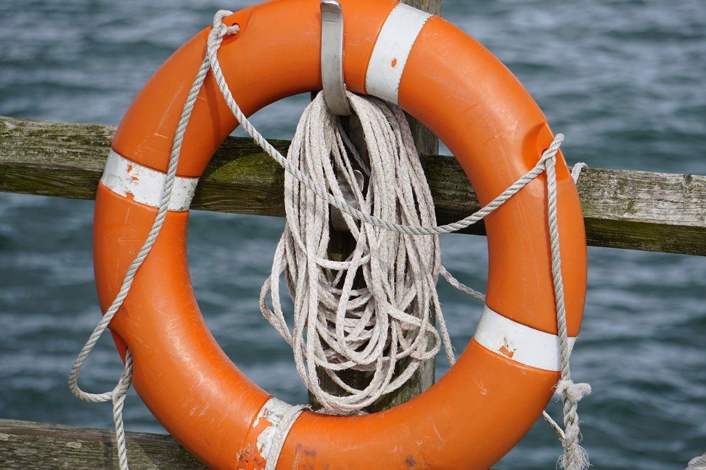 82-jähriger Kanufahrer aus Rhein gerettet 82-jähriger Kanufahrer aus Rhein gerettet