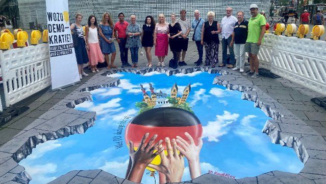 Reger Zulauf bei 3D-Streetpainting-Aktion 