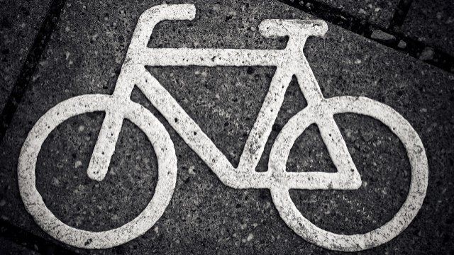 Fahrraddemo fährt vom Löhrrondell auf der B 49 nach Dieblich 