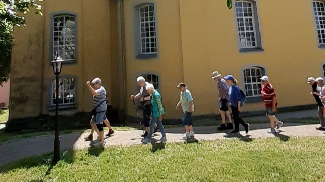 Geführte Wanderung mit Christel Forkmann fand großen Anklang