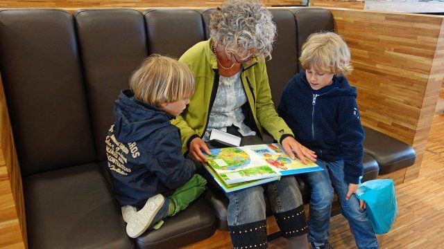 Kita trifft Ältere: Gemeinsam aktiv beim Generationenprojekt 
