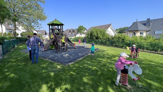 Spielplatz "Unter den Pelzen" in Bassenheim eröffnet
