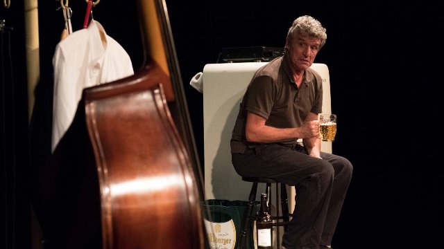 Nur noch wenige Karten für „Der Kontrabass“ von Patrick Süskind Nur noch wenige Karten für „Der Kontrabass“ von Patrick Süskind