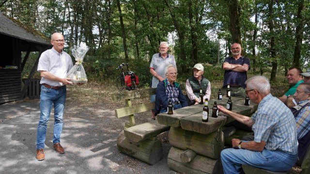 Ehrenamtlichen Helfern mit Grillfest gedankt