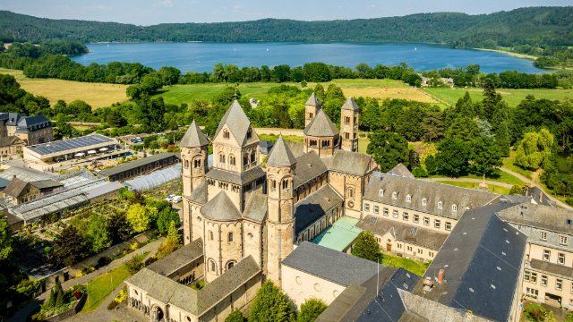 Führungen über das Klostergelände Maria Laach