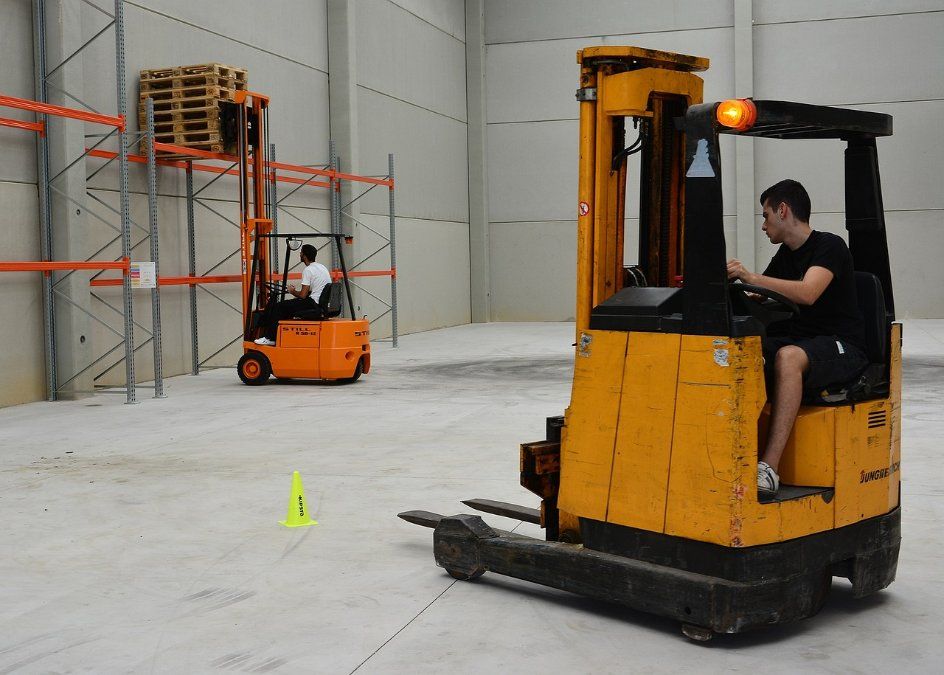 Mehr Arbeitslose im August - Tausende Ausbildungsplätze unbesetzt Mehr Arbeitslose im August - Tausende Ausbildungsplätze unbesetzt