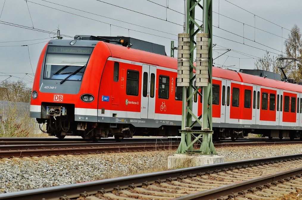 Rheinland-Pfalz: Verbesserter grenzüberschreitender Zugverkehr erst ab 2026 Rheinland-Pfalz: Verbesserter grenzüberschreitender Zugverkehr erst ab 2026