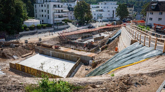 Erste Baustellenführungen rund um die Pfaffendorfer Brücke nach kurzer Zeit ausgebucht