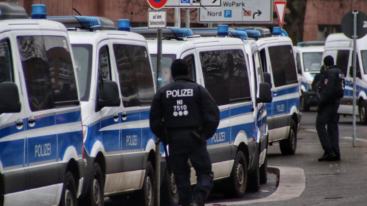 Drei Festnahmen nach Drogenherstellung in Neuwieder Halle