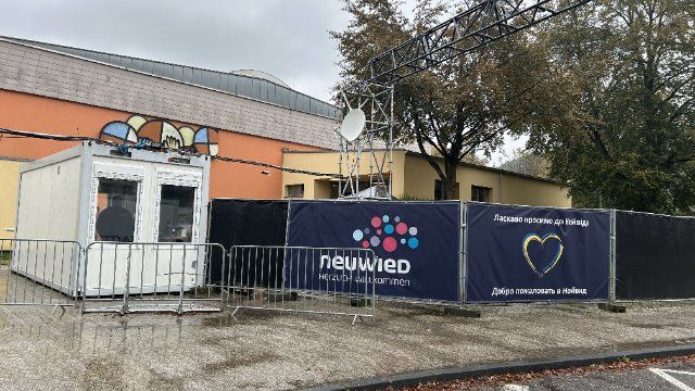 Neuwied am Limit: Geflüchtete leben seit einem Jahr in Schulturnhalle