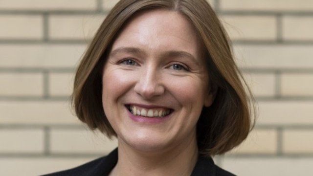 Ministerin Binz gegen Prepaid-Karten für Asylbewerber