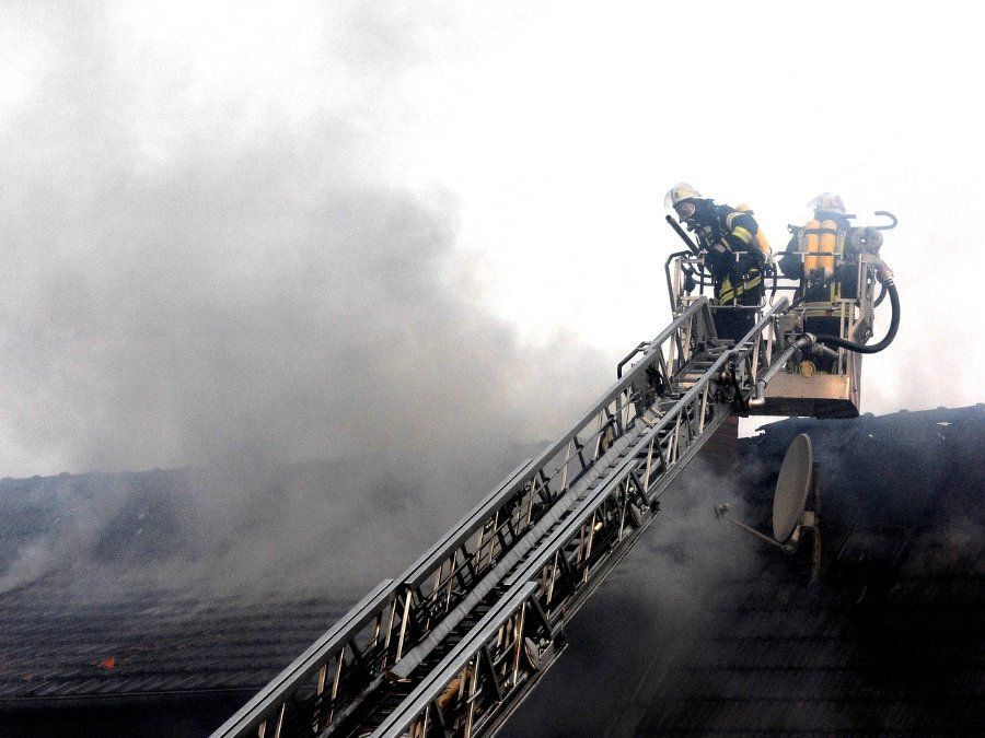 Brand von Strohballen - Brandstiftung im Kreis Ahrweiler?