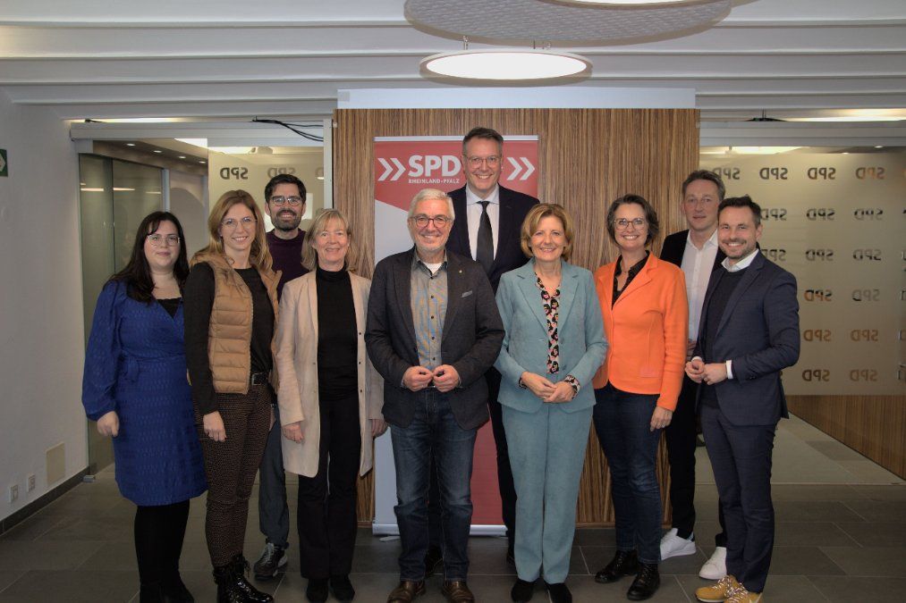 Neues Präsidium der SPD Rheinland-Pfalz gewählt Neues Präsidium der SPD Rheinland-Pfalz gewählt