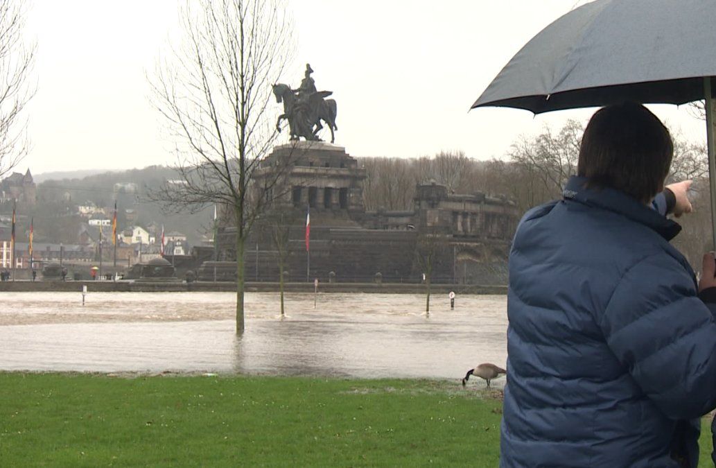 Ergiebiger Regen lässt Hochwassergefahr steigen